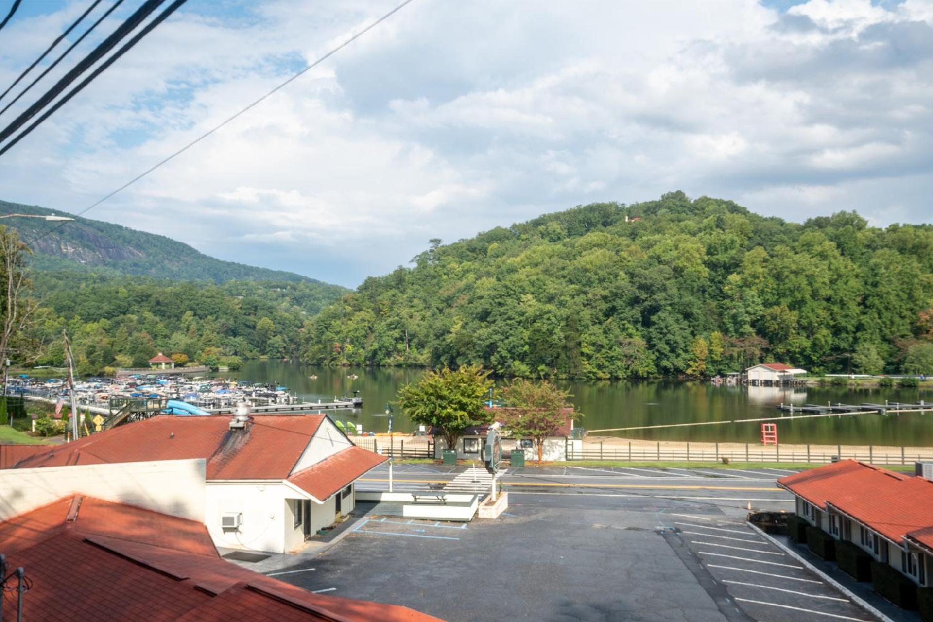 Lake Lure Inn And Spa Exterior foto