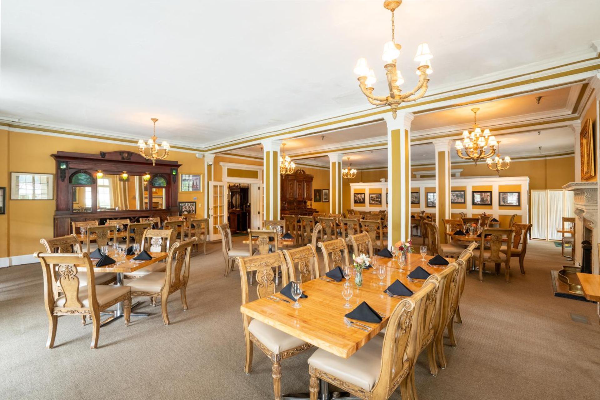 Lake Lure Inn And Spa Exterior foto